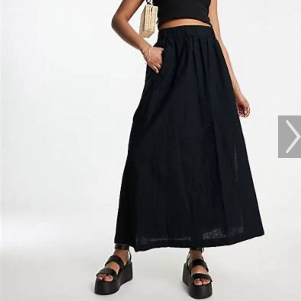 Abercrombie & Fitch Black Midi Skirt